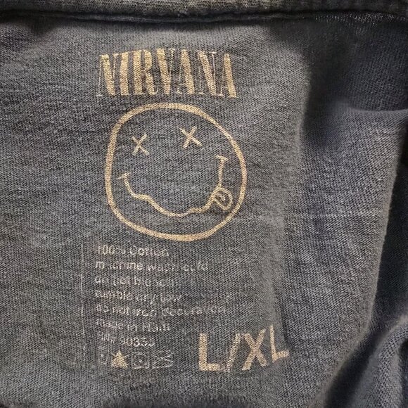 Nirvana Nevermind Distressed Tee Size L/XL Blue - Picture 3 of 3